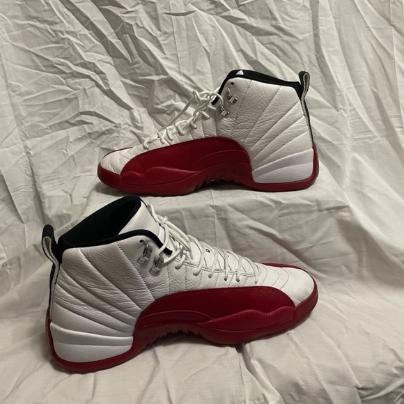 Air Jordan 12 retro Cherry 2023 size 13 - Picture 2 of 7